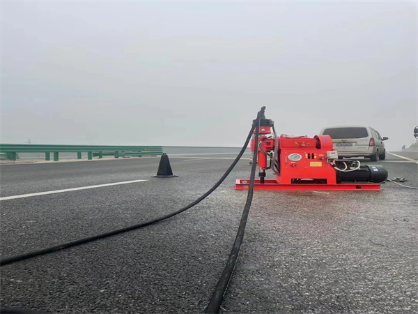 南召马路路基路面开裂下沉注浆加固灌浆